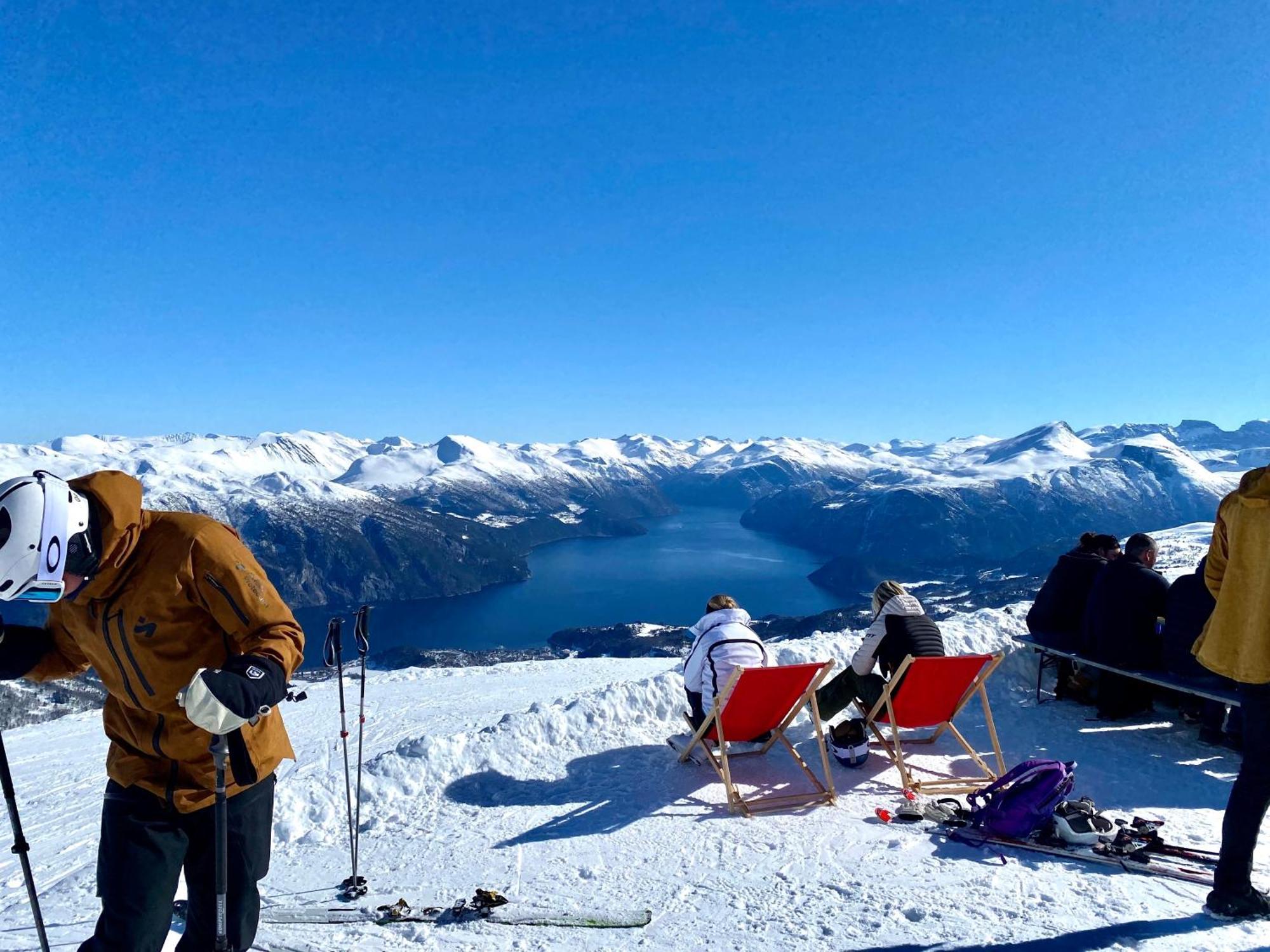 Central Mountain Penthouse Getaway, Strandafjellet Apartment Странда Екстериор снимка